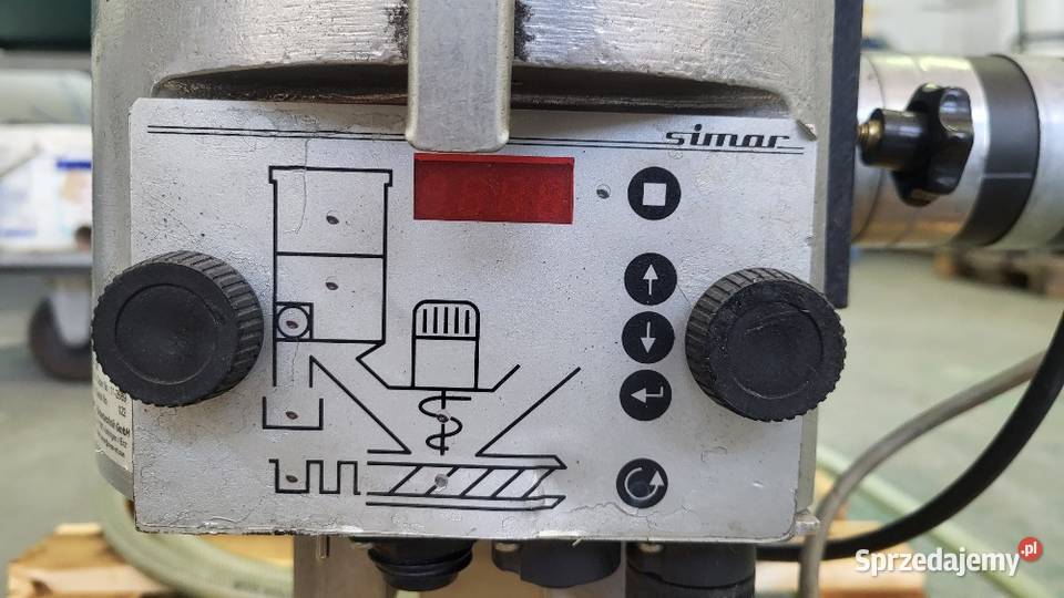 Zaciąg tworzywa Simar FX 2504 z dozownikiem Białogard