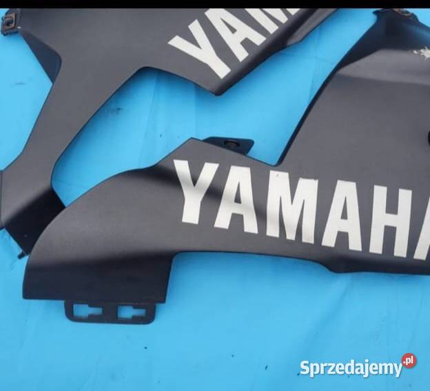 Yamaha R1 RN09 0203 owiewka owiewki bok plastik wielkopolskie