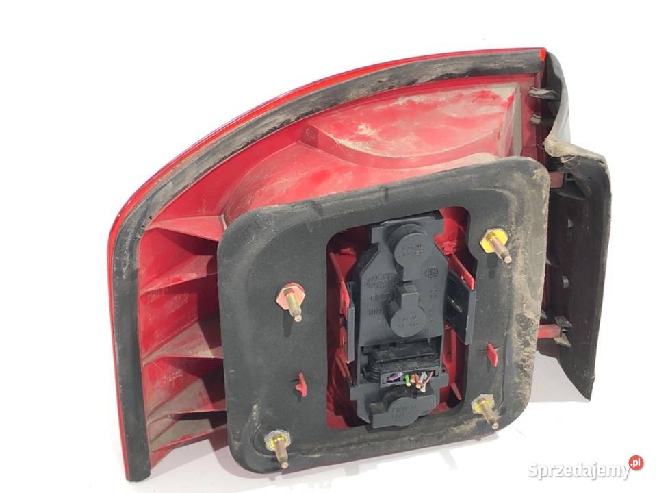 LAMPA PRAWY TYŁ AUDI A6 C5 4B9945096D Hatchback podkarpackie sprzedam
