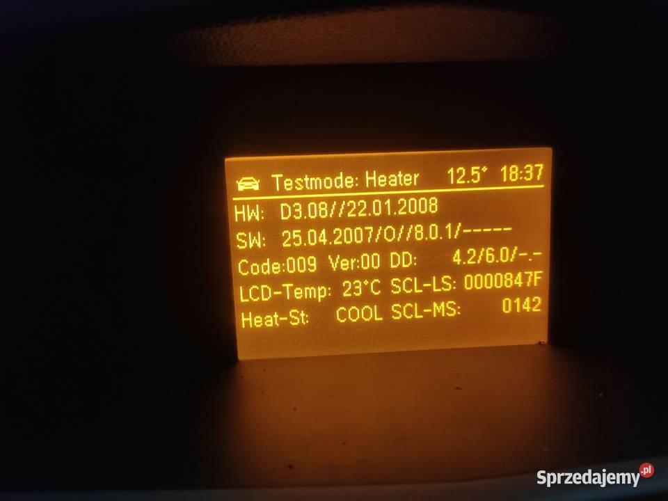 Astra H 18 140 Gaz Skrętne ksenony Dwa komplety relingi dachowe podlaskie Wólka Poduchowna