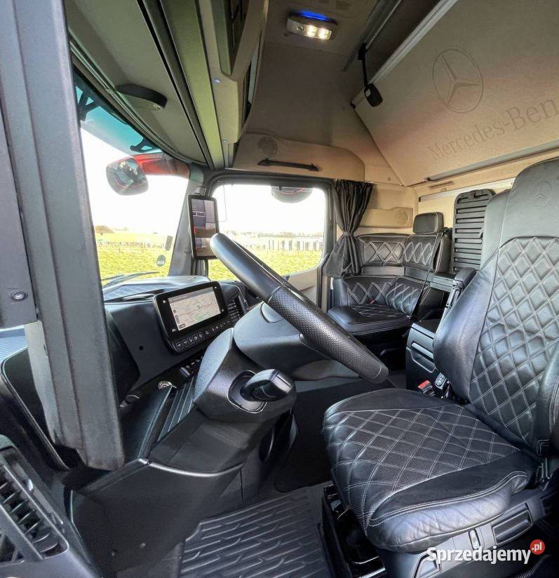 CiagnikMercedes Giga space Biała Podlaska