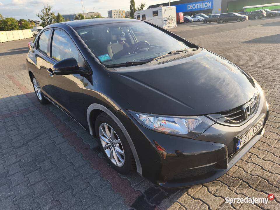 Honda Civic 2012 14 benzyna światła do jazdy dziennej wielkopolskie Poznań