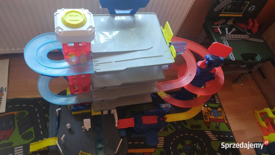 Parking majorette ogromny garaż centrum pościgu Pozostałe Książ Wielkopolski