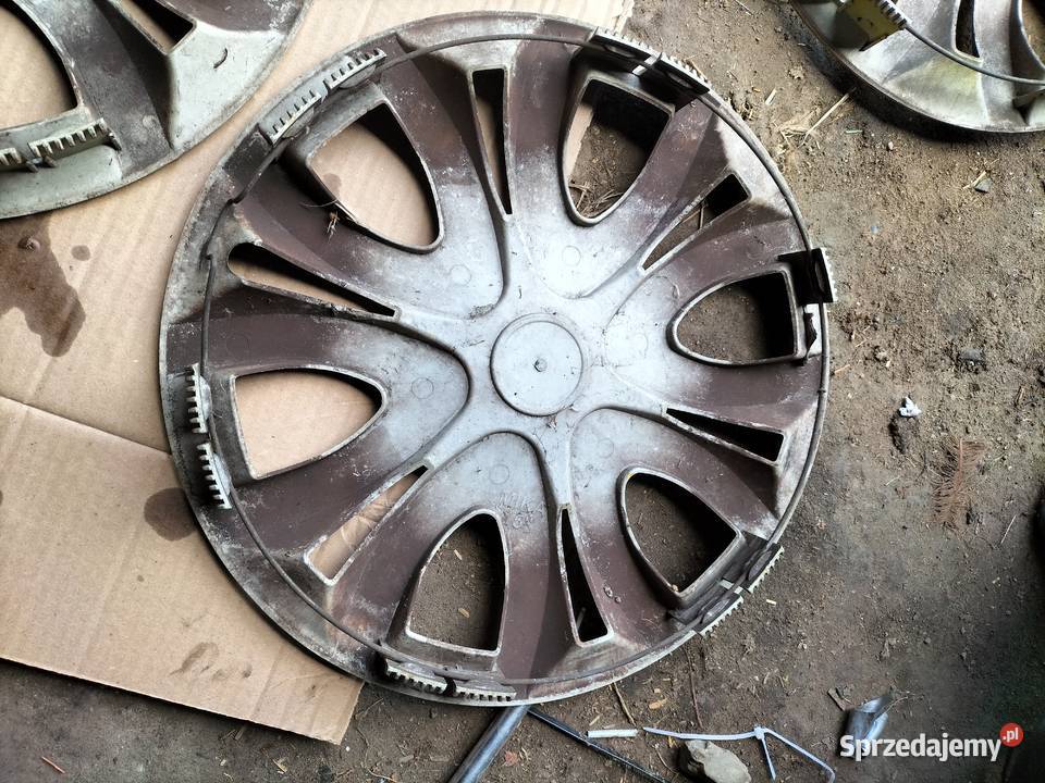 AUDI 80 A6 A3 KOŁPAK KAPSEL DEKIELEK KOŁPAKI R15 Kamień-Kolonia