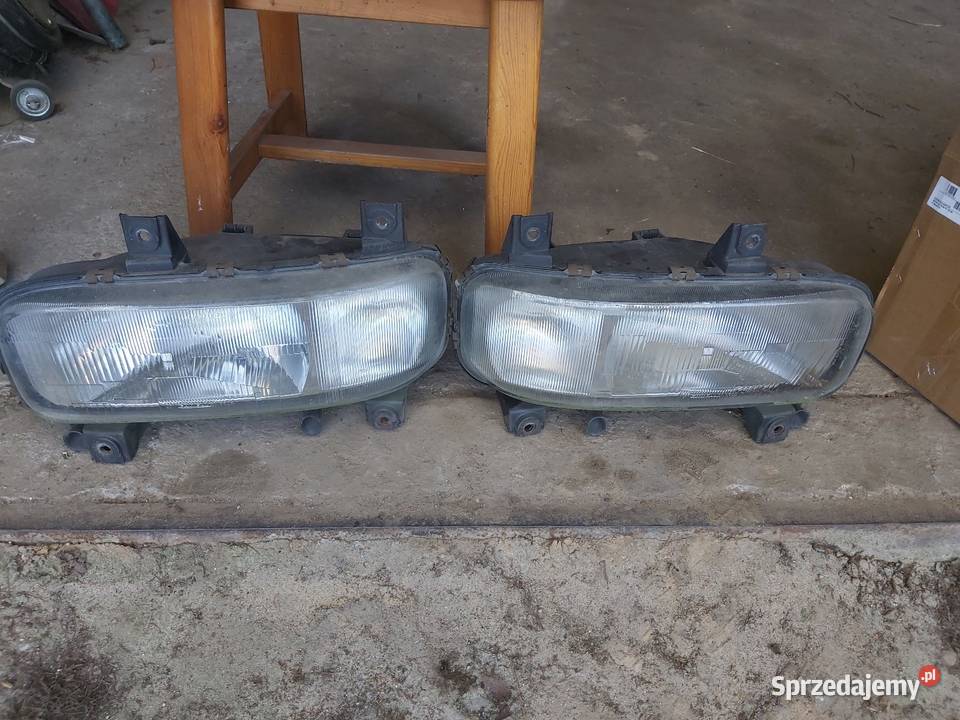 Lampa Reflektor Mercedes Atego 2002 Rok produkcji 2002 Jabłonowo Pomorskie