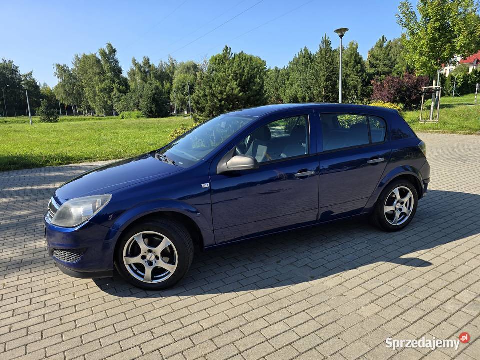 Opel Astra H 14 BENZYNA klimatyzacja 2009 LIFT Rzeszów