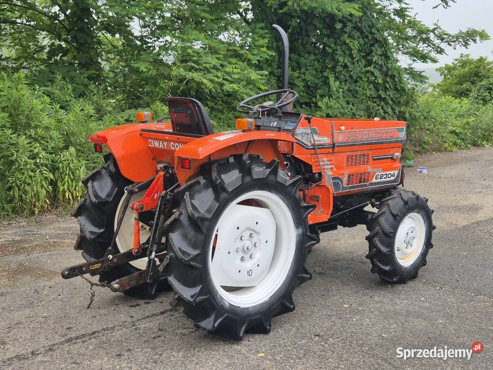 Traktorek traktor HINOMOTO E2304D 23 44 Skrzynia biegów Manualna Małuszyn sprzedam