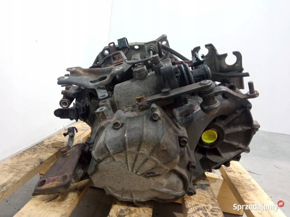 SKRZYNIA BIEGÓW 331110D020 14 D4D Toyota Yaris I