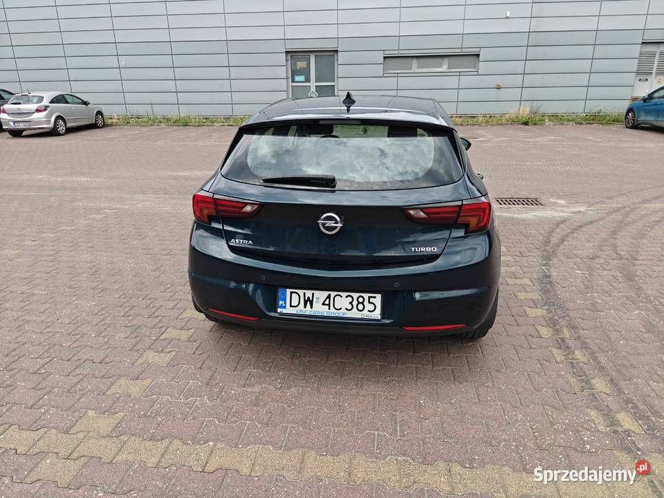 Opel Astra 14 T Elite SS niski przebieg nieuszkodzony Wrocław