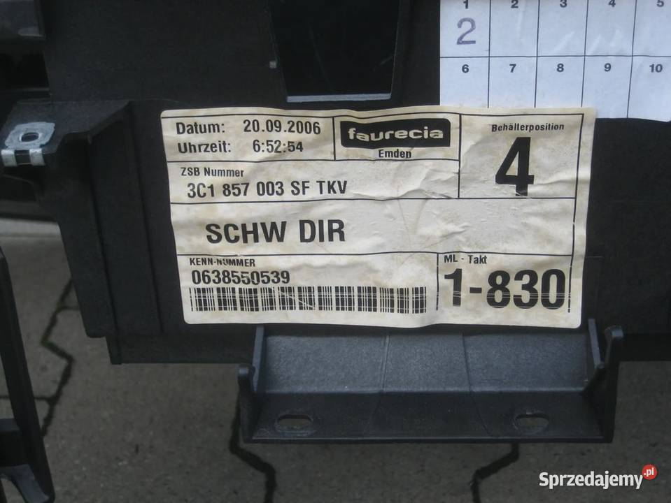 vw passat b6 0510r deska rozdzielcza konsola osobowe wielkopolskie