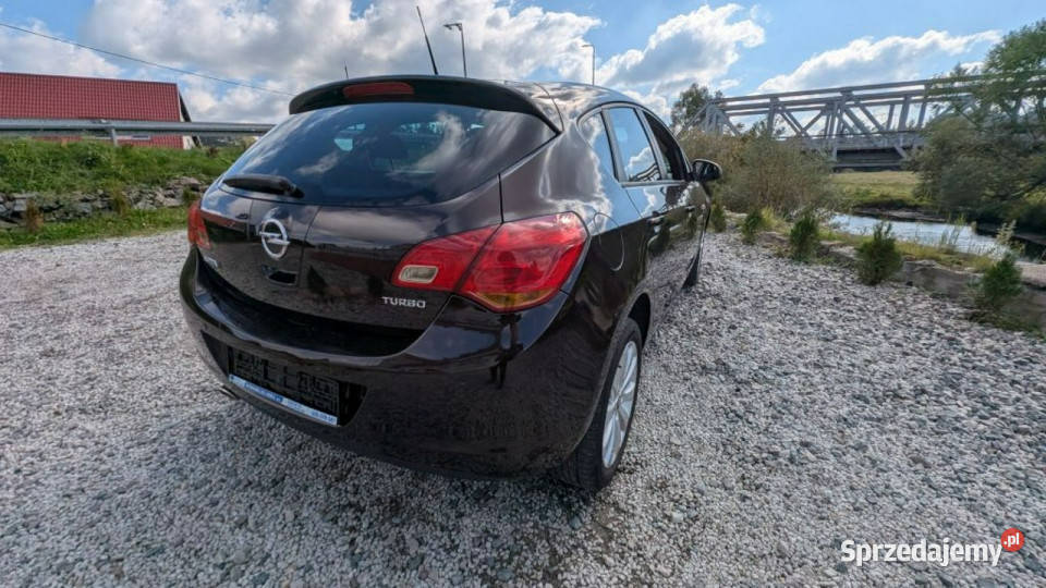 Opel Astra 14 Turbo 140 J 20092019 Hatchback Kamienna Góra