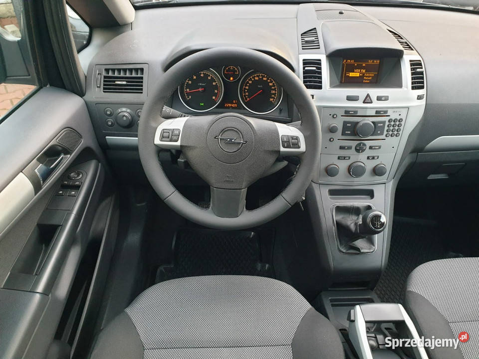 Opel Zafira 18 Benzyna 7 osób Klima Navi 2 kpl ASR (kontrola trakcji) Lublin sprzedam