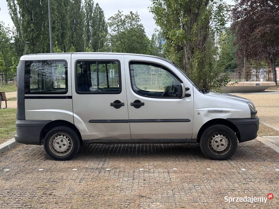 Fiat Doblo SX 12 benzyna 2002 Warszawa nieuszkodzony sprzedam