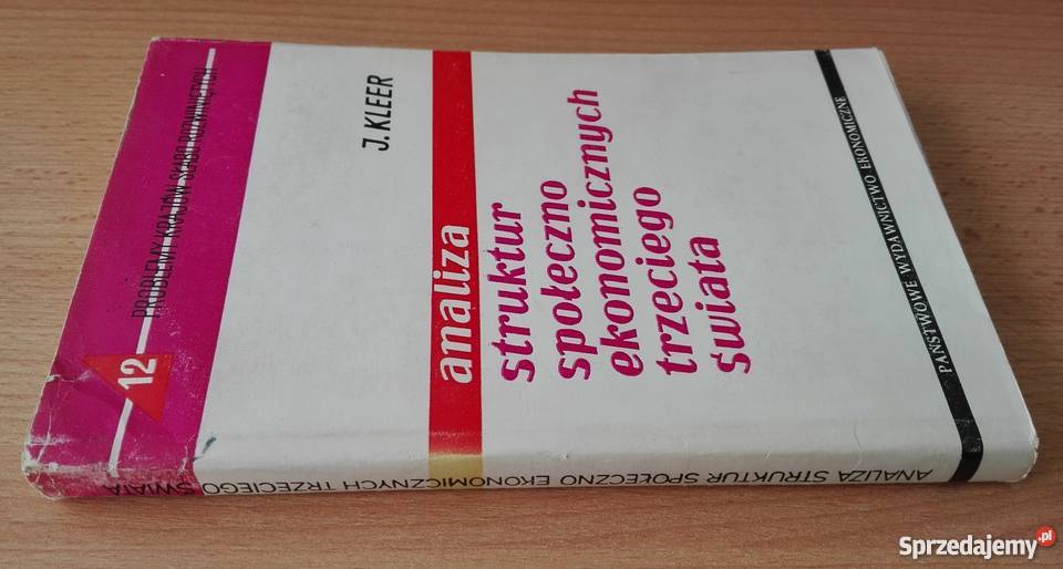 Analiza struktur społeczno ekonomicznych Rok wydania 1965 Gdańsk sprzedam
