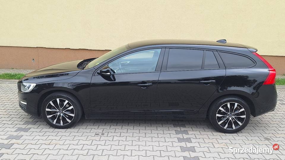 Volvo V60 Nawigacja Skóra led Zamość sprzedam
