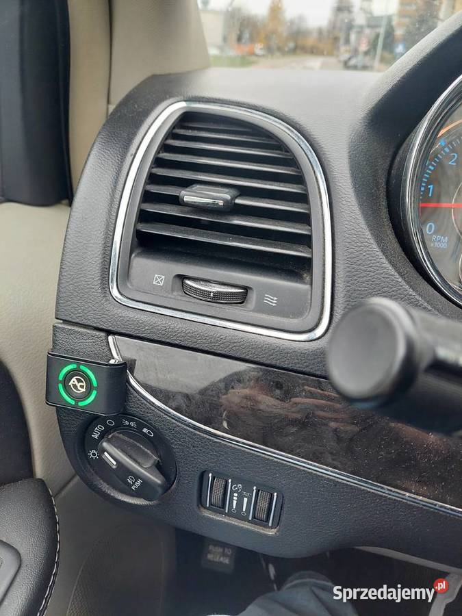 Chrysler TownCountry 2016 Limited Platinium Rok produkcji 2016