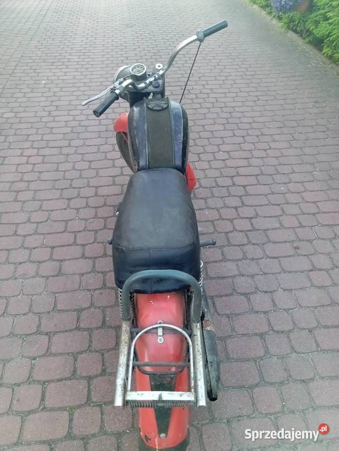 Sprzedam wsk czarny Motocykle, skutery, quady Brusy sprzedam