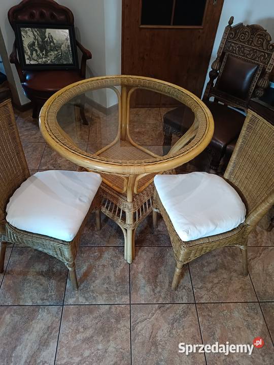 Zestaw ratanowy stół i dwa krzesła inny kolor Lipno