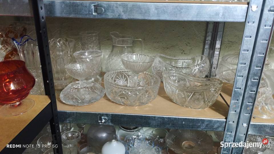 Szkło Kolorowe PRLu Kryształy Figurki Wiązów