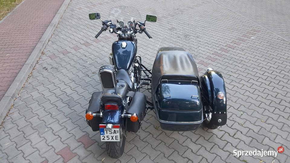 Honda VT700 z wózkiem bocznym 3 osoby w dowodzie