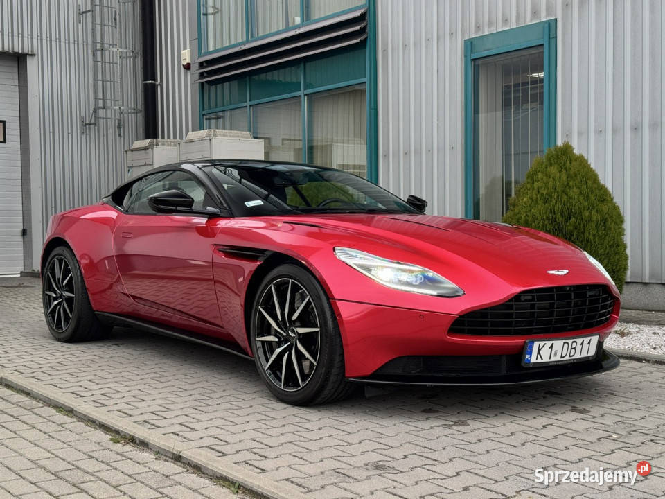 Aston Martin DB11 52 V12 pakiet AMR 639 benzyna Węgrzce