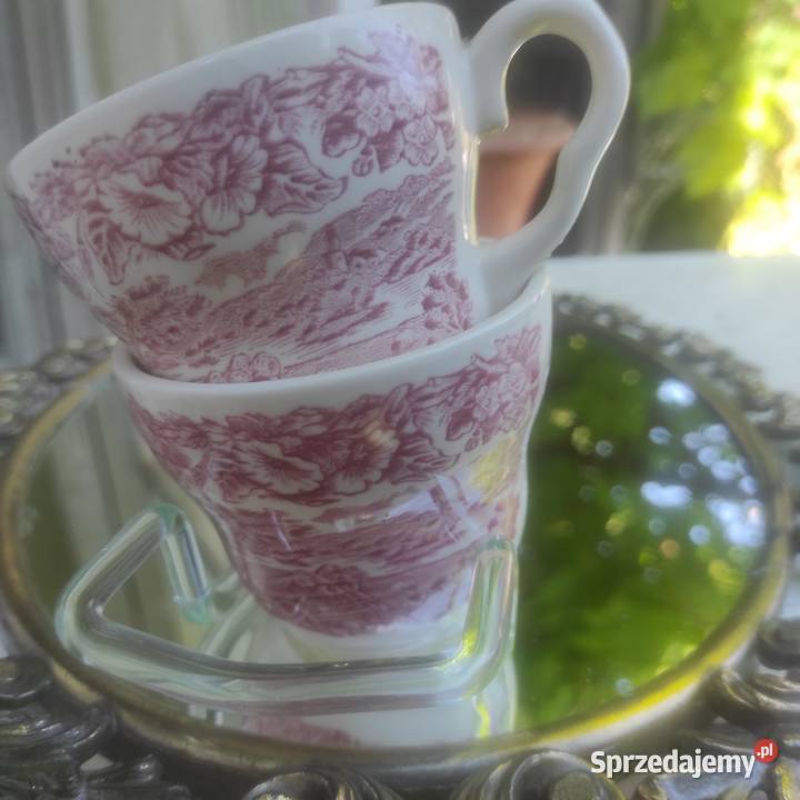 Mlecznik i cukiernica OLD ENGLAND Pabianice