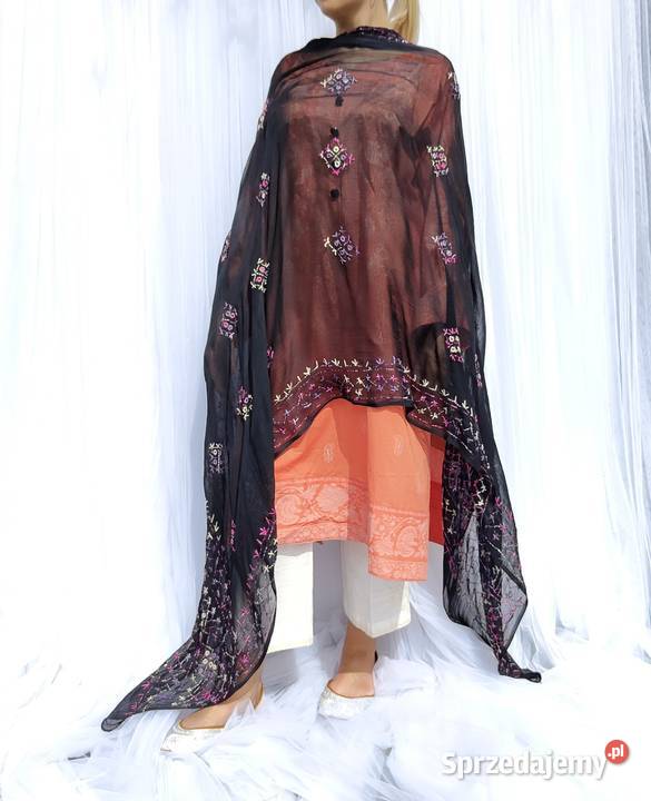 Duża chusta szal dupatta haftowana szyfon czarna Szczecin