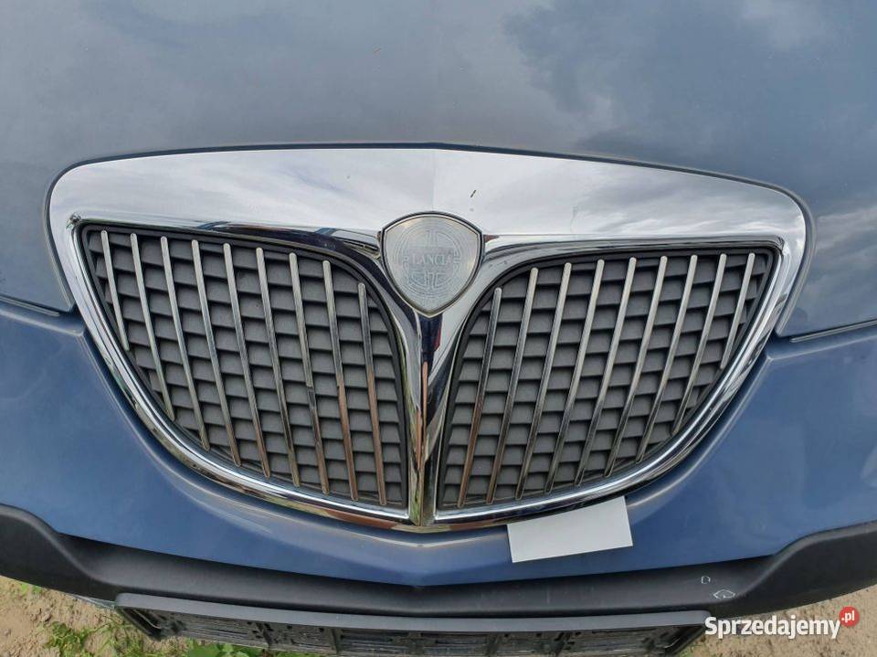 GRILL ATRAPA LANCIA YPSILON III Lipno