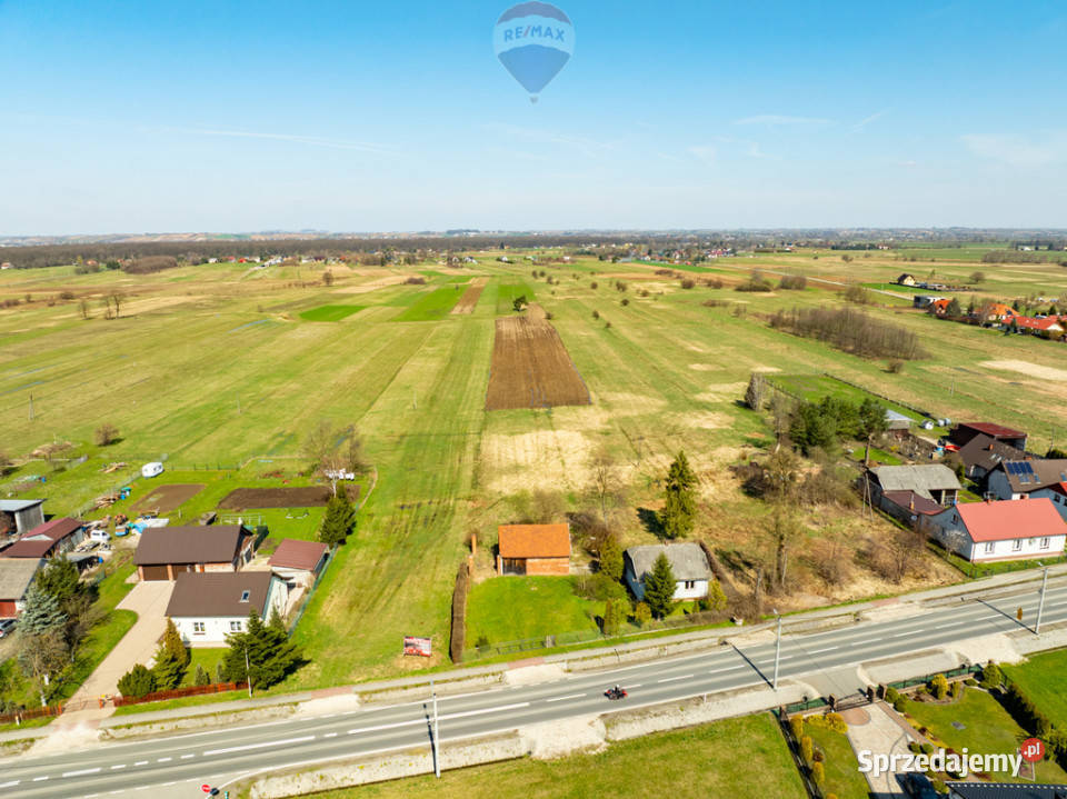 Płaska działka budowlana centrum asfalt Sprzedaż