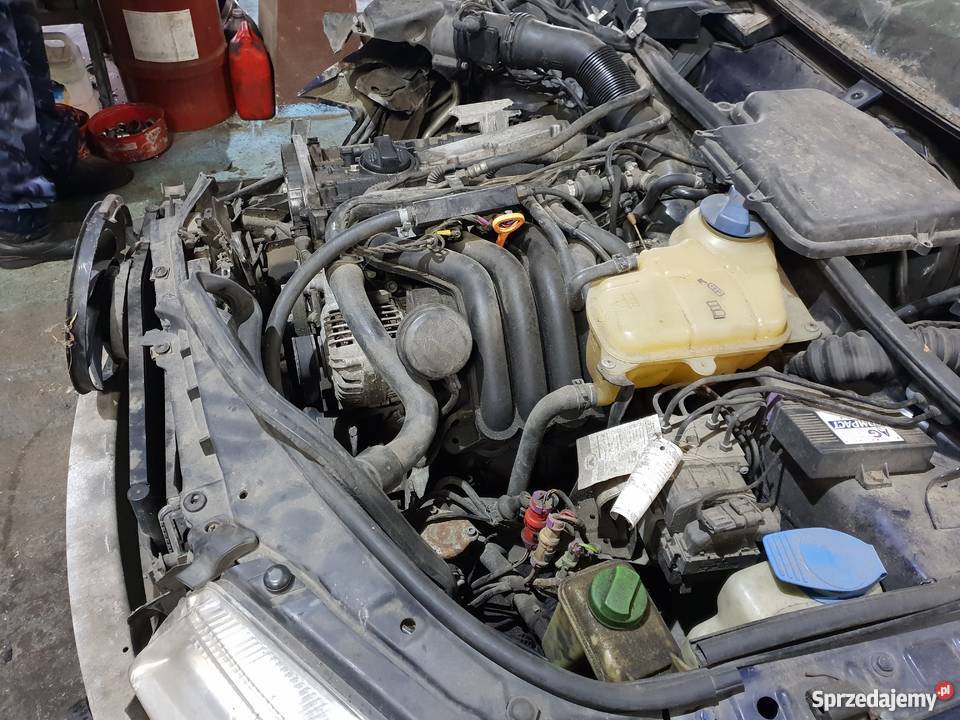 Silnik 18 125 Passat B5 inne części Passat