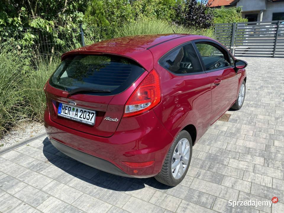 Ford Fiesta z LPG nowa Niski oryginalny przebieg garażowany Poznań