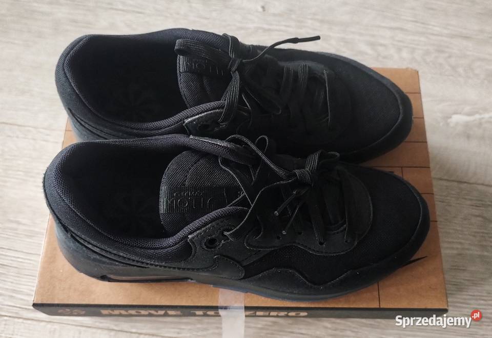 Buty Nike nowe rozmiar 385 mazowieckie