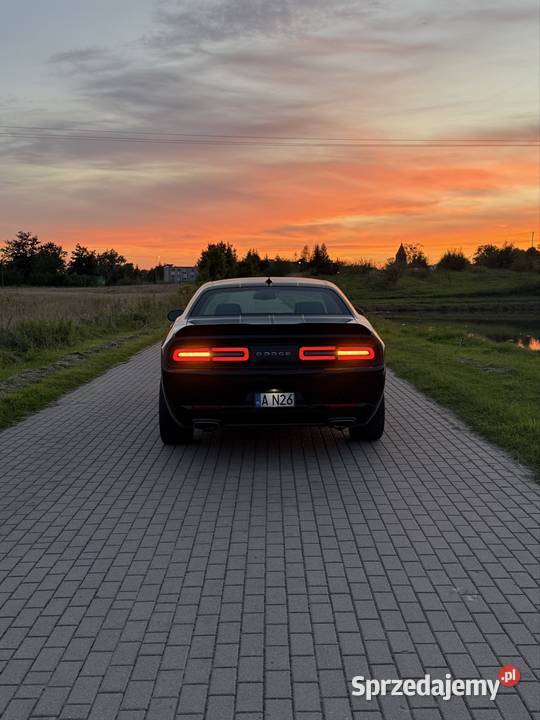 Dodge Challenger kurtyny powietrzne warmińsko-mazurskie Kandyty