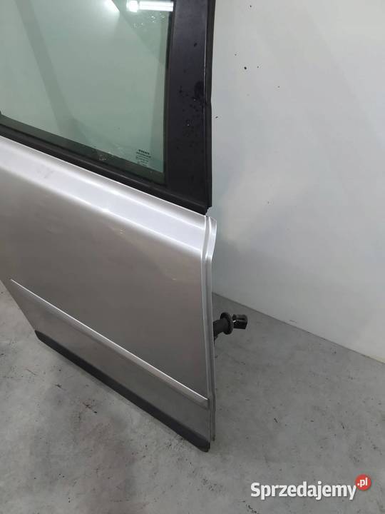 DRZWI PRAWE TYŁ KOMBI 42626 Volvo V50 I 20042012