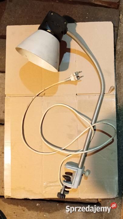 Lampa warsztatowa przykręcana do blatu z prl Wałbrzych