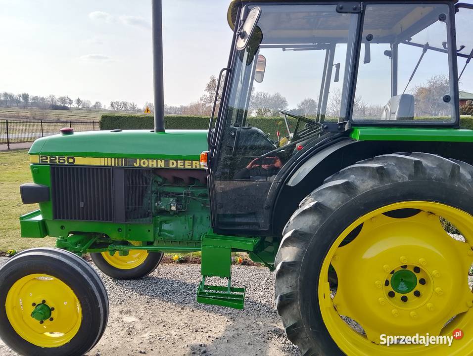 John Deere 2250 Tarnawa Mała