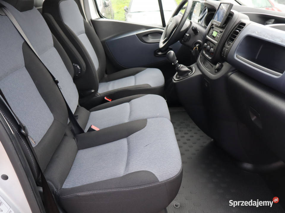Opel Vivaro 16 BiCDTI Vivaro śląskie