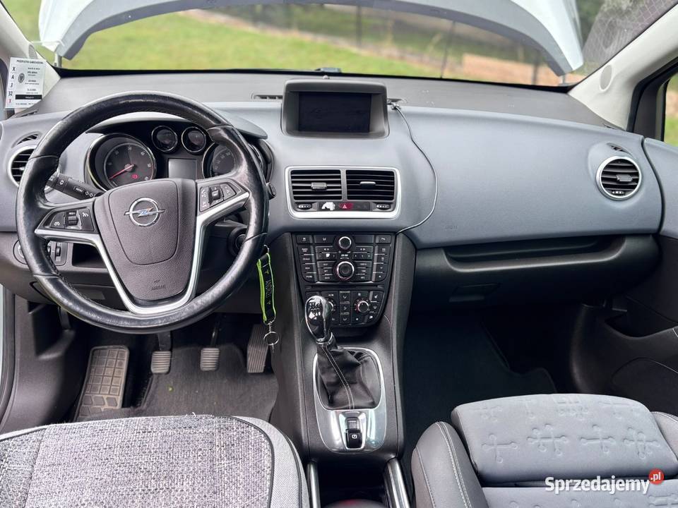 Opel Meriva B 17 cdti 2010 Rok produkcji 2010 lubelskie Średnie Duże