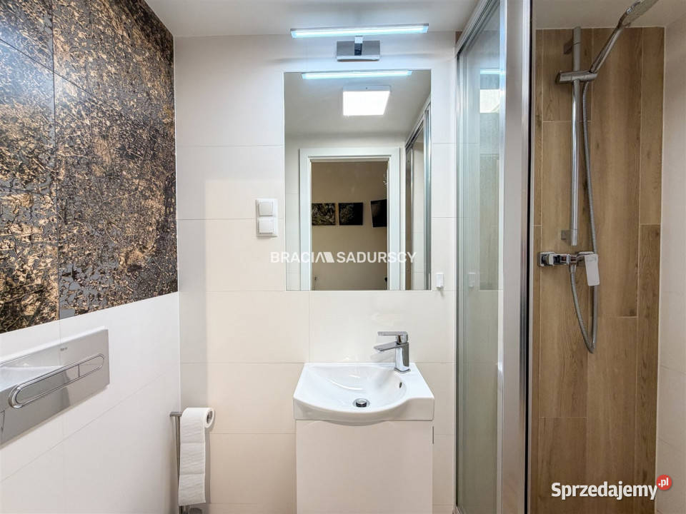 sprzedaży lokalu 221m2 Kraków