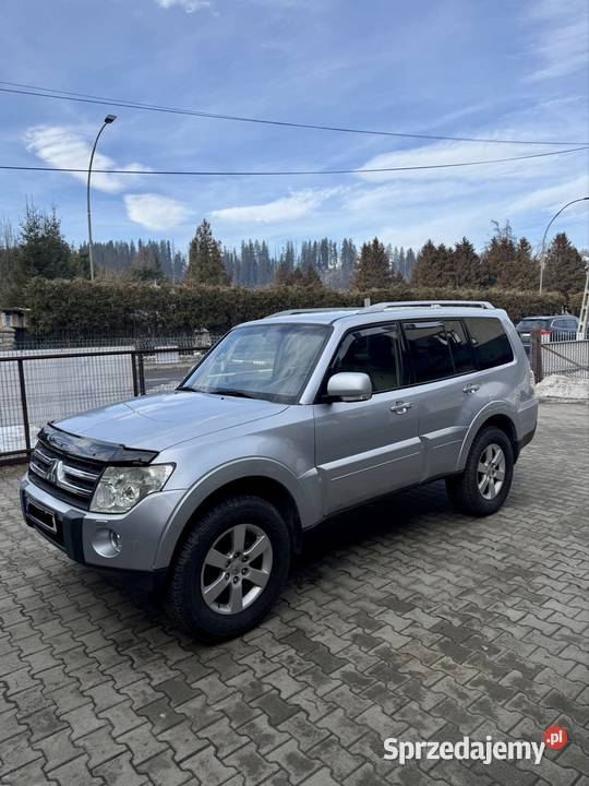 Mitsubishi Pjero Intense 32 DID 200 4x4 Super Jabłonka
