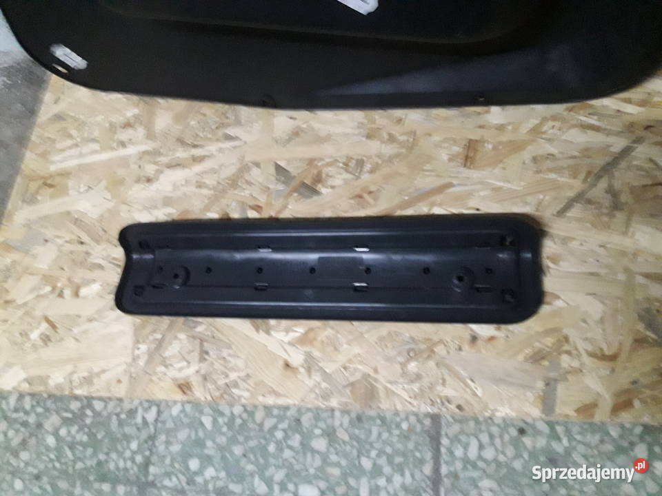 Osłona nakładka boczek lewy tył drzwi Partner świętokrzyskie