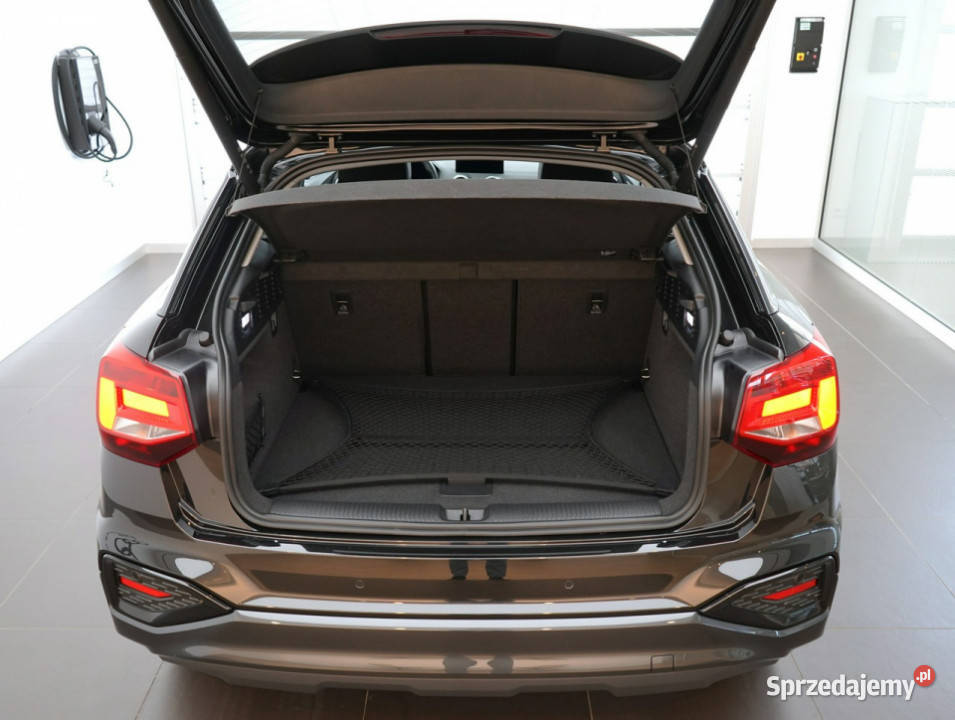 Audi Q2 30 TDI 116 Kamera TempomatACC Virtual elektrochrom. lusterko wst. Q2 sprzedam