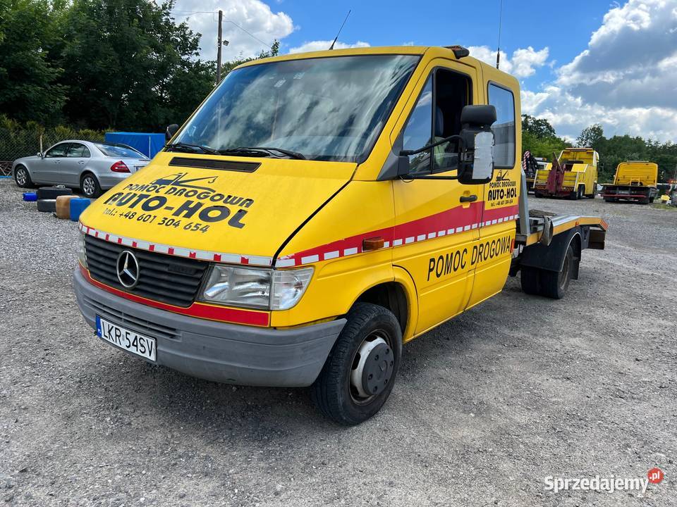 Mercedes Sprinter Laweta Najazd