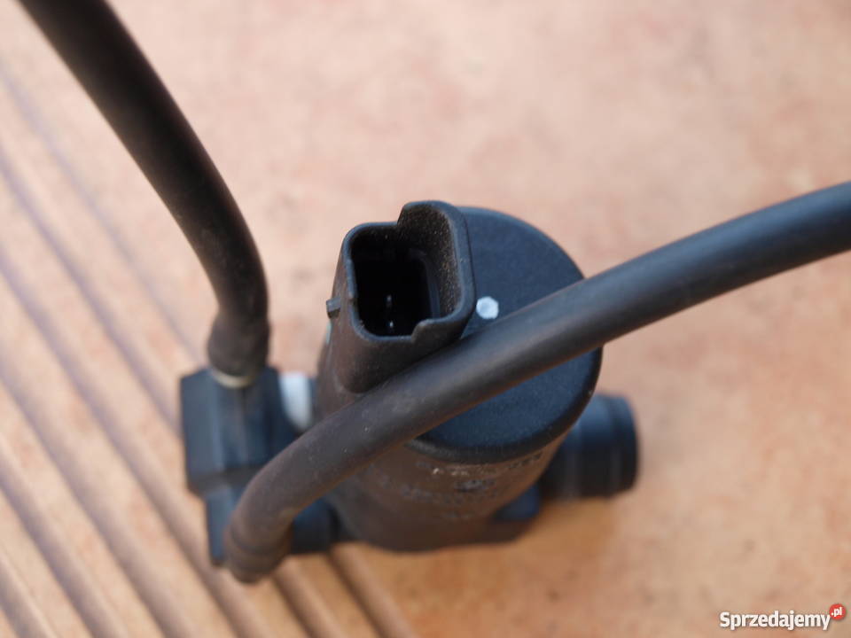 Peugeot pompka spryskiwaczy szyb