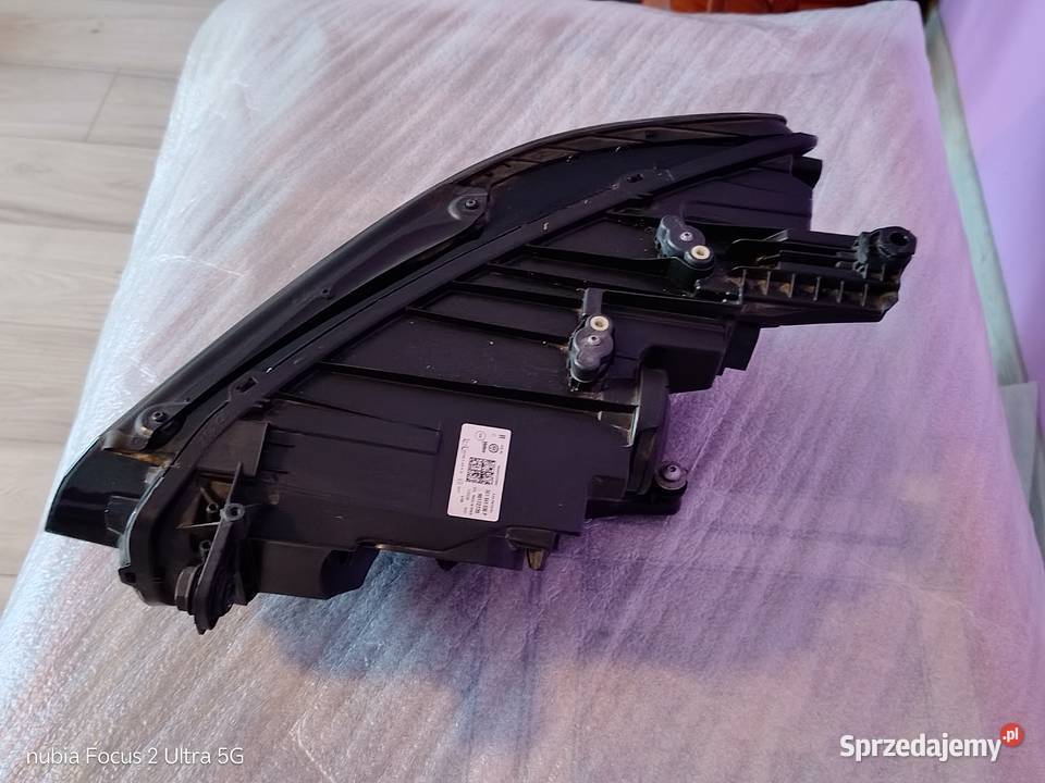 VW Passat prawa lampa 3G1941036Q