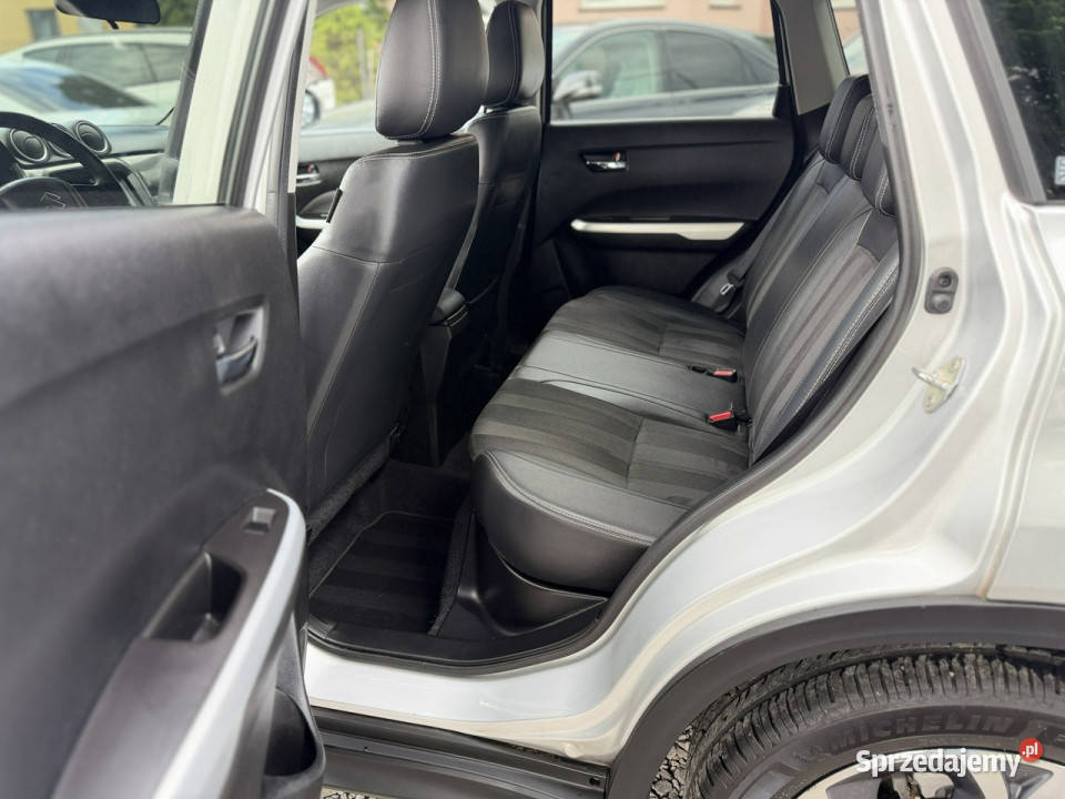 Suzuki Vitara 16 i4X4 allgrip skora radar kamera wielofunkcyjna kierownica Vitara Łodygowice