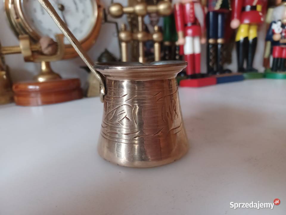 Mosiężny piękny tygiel Kolekcja Poznań