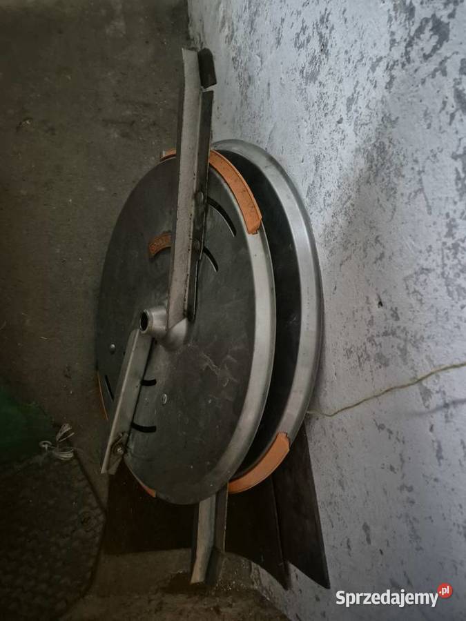 Zamienię talerze OM 2436m na mniejsze Gierałtów