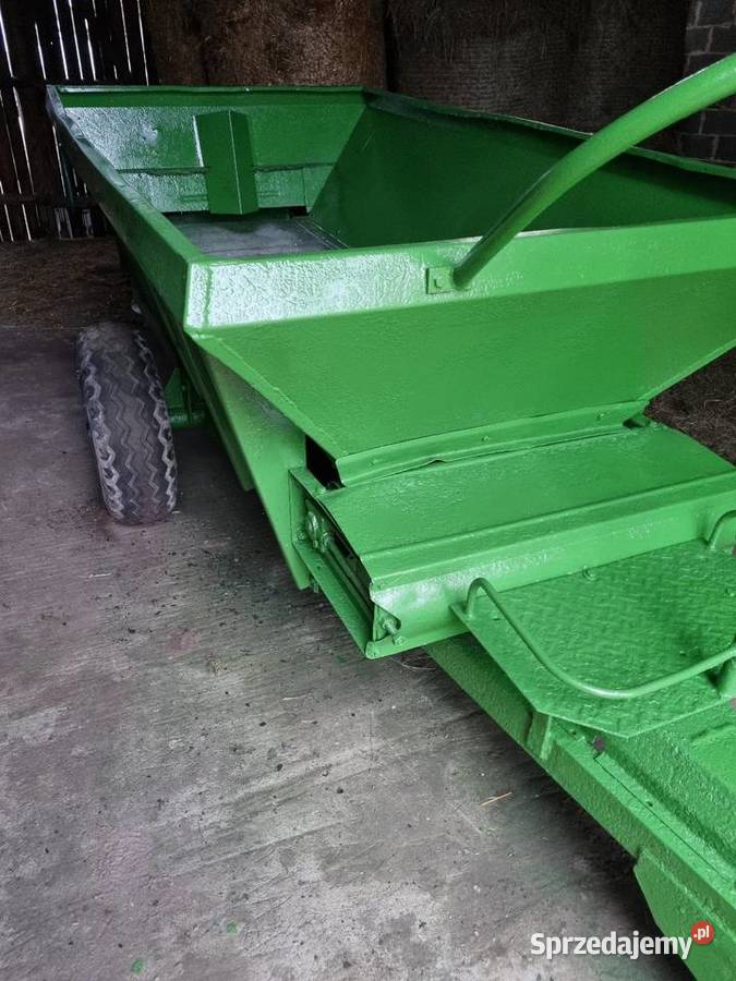 Rozsiewacz wapna rcw3 Agromasz Kępno