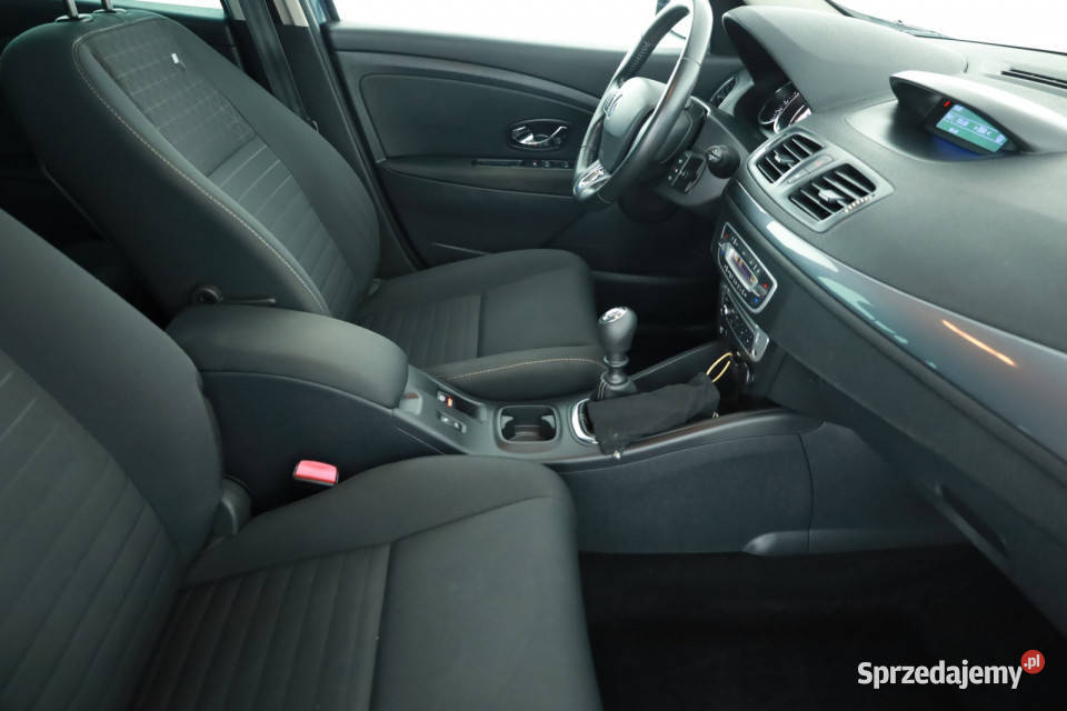 Renault Megane 12 TCe światła przeciwmgielne Piaseczno